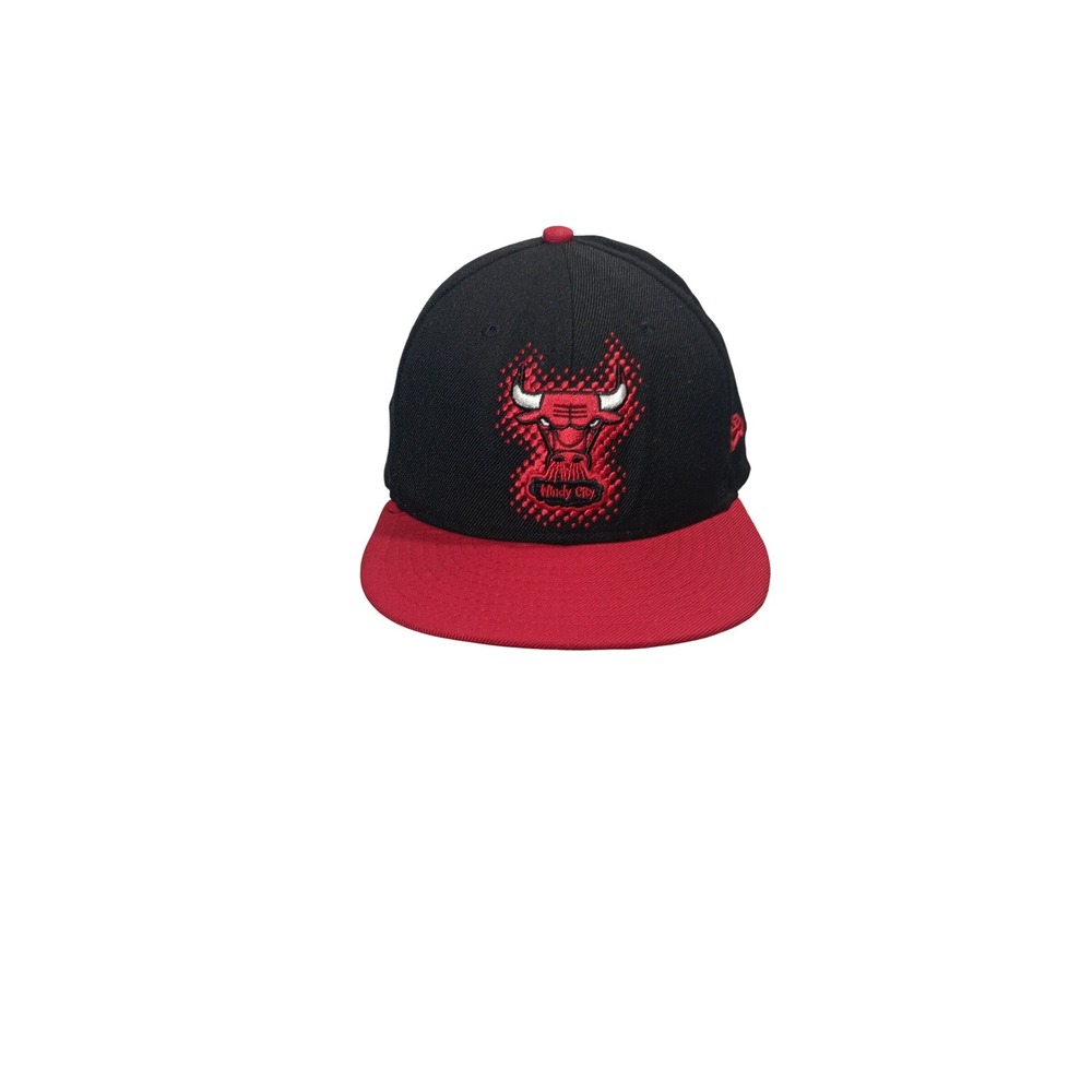 New Era Chicago Bulls Windy City 59FIFTY Fitted Hat Size 7 7/8 Red Black